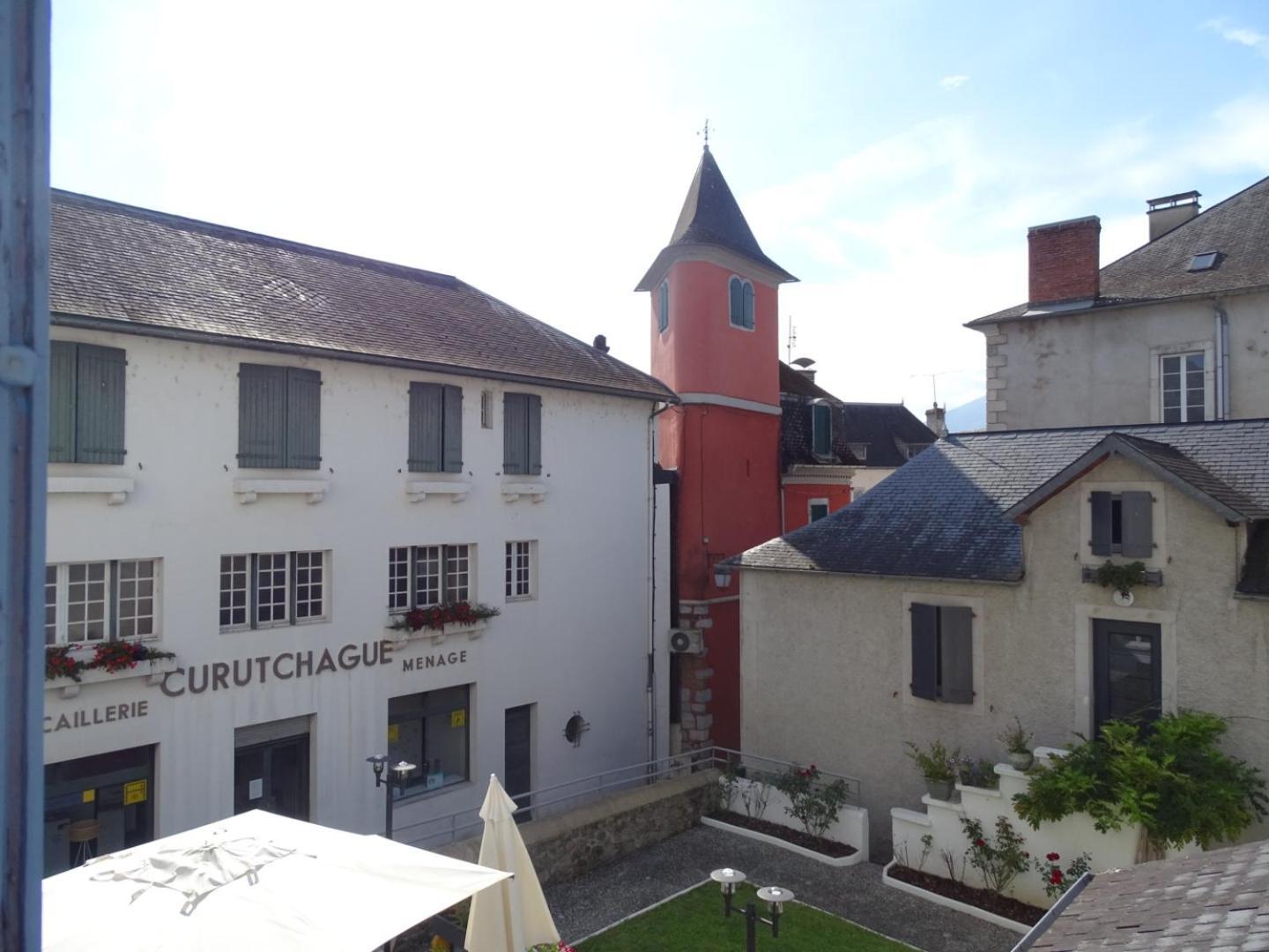 Hotel De La Poste Tardets-Sorholus Exterior foto